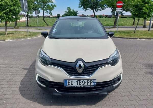 Renault Captur cena 42900 przebieg: 44000, rok produkcji 2017 z Poznań małe 137